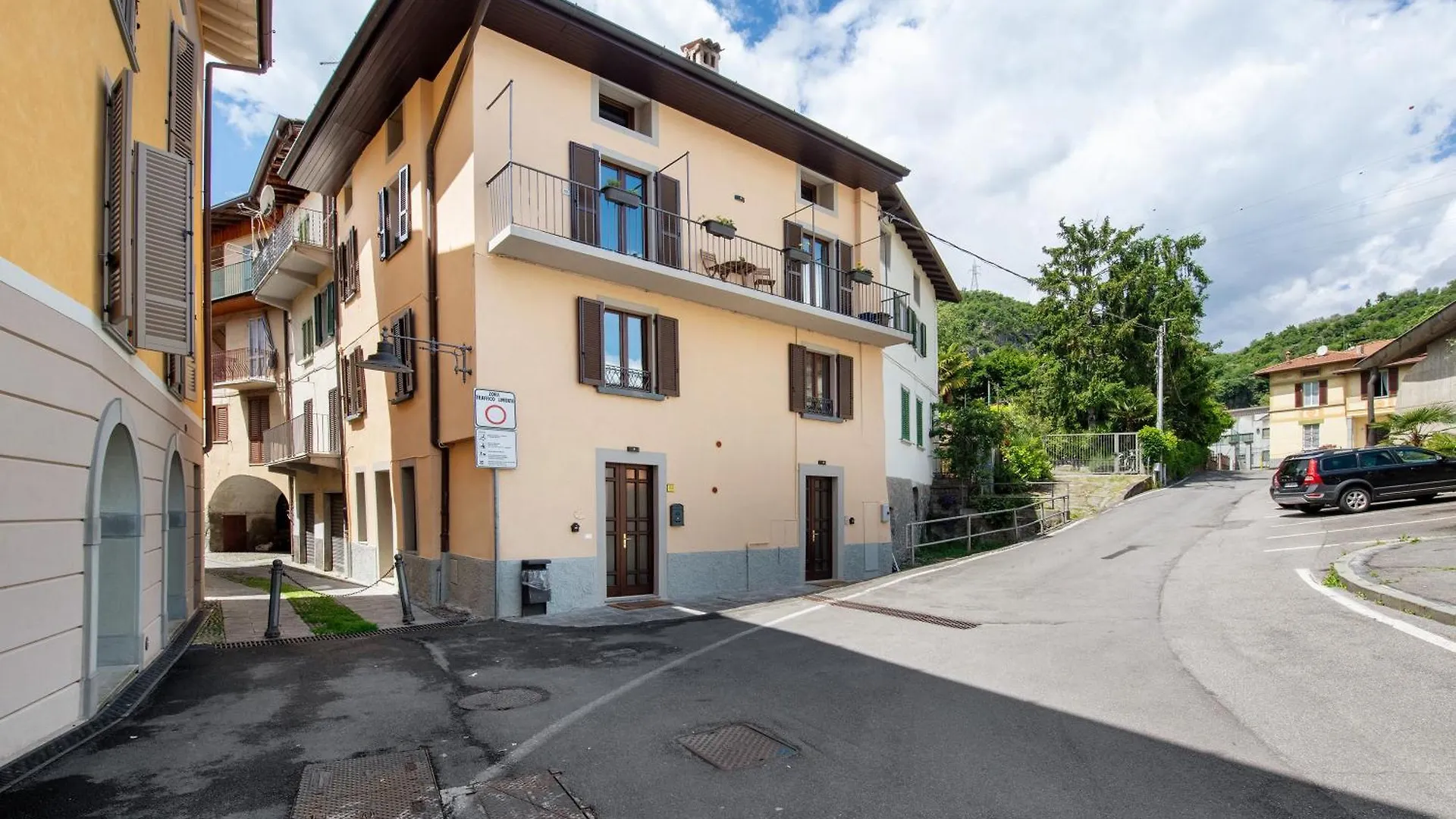 Il Gelsomino Apartment Castro  0*, Castro (Lombardy)